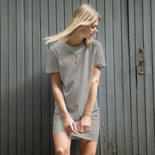 Load image into Gallery viewer, Colorful Feather CFN8 - Organic cotton t-shirt dress
